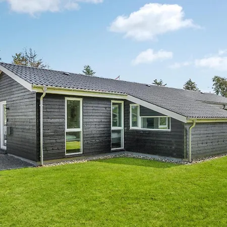 Beautiful Home In Lokken With Wifi Дом отдыха *