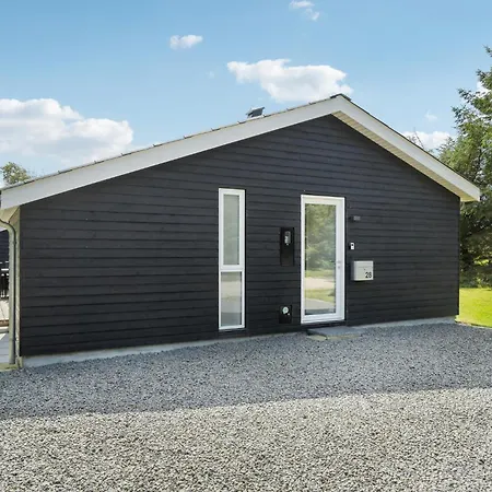 Beautiful Home In Lokken With Wifi Дом отдыха *
