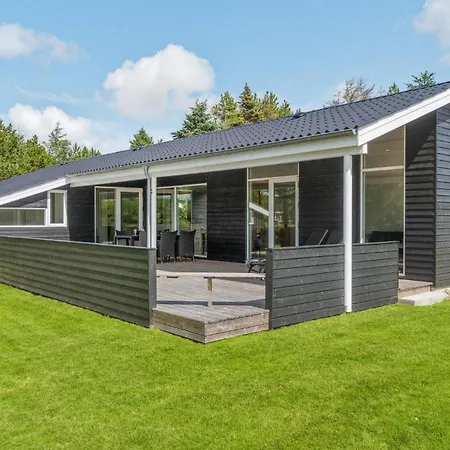 Beautiful Home In Lokken With Wifi *