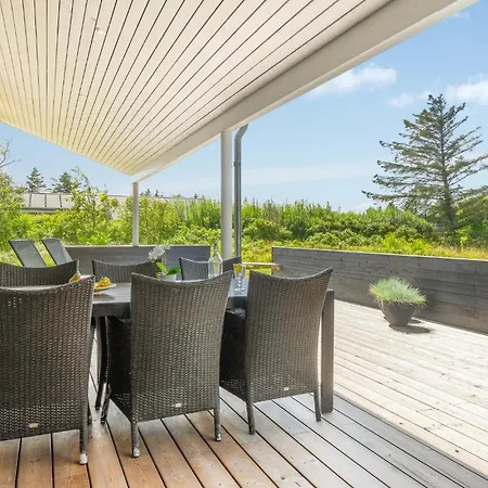 Beautiful Home In Lokken With Wifi